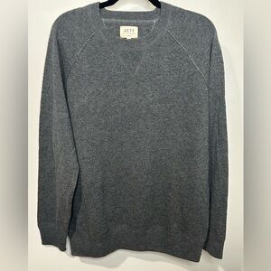 NWT AE77/American Eagle Outfitters Unisex Cashmere Grey Crew Neck Sweater
